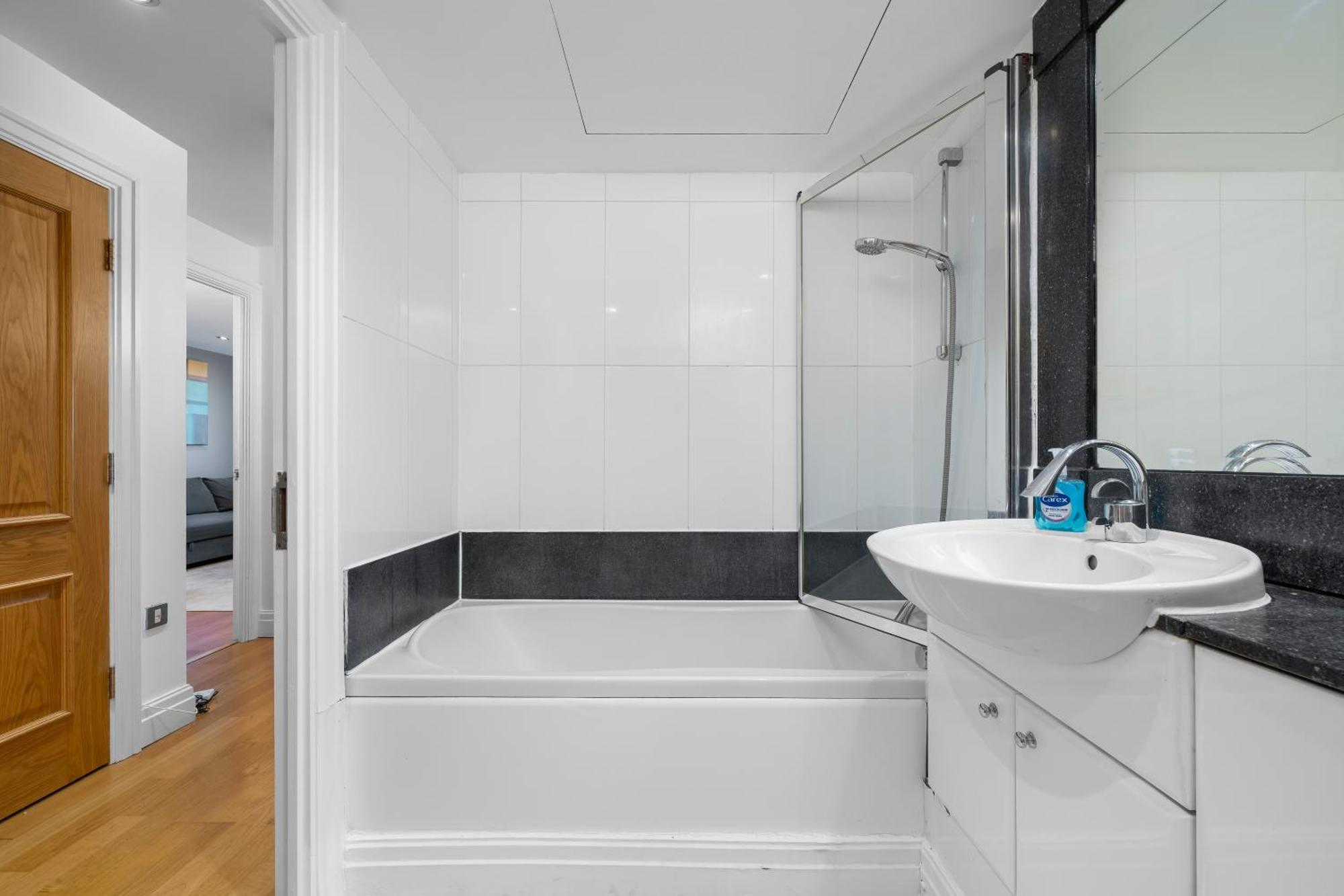 Modern Paddington Station 2 Bedroom Apartment London Exteriör bild